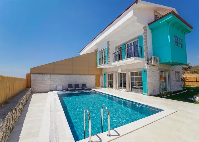 וילה Kayra 1 Red