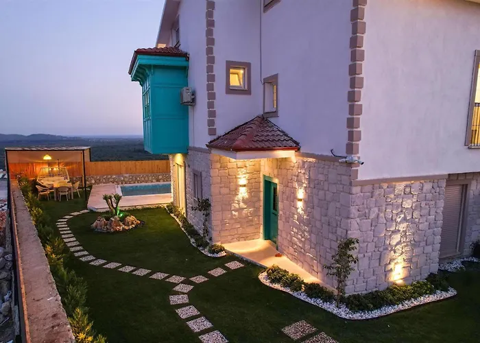 וילה Kayra 1 Red